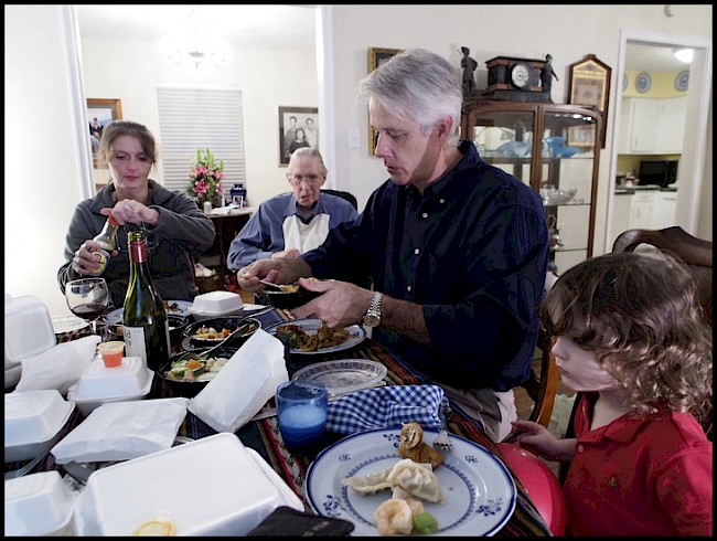 14. Family dinner at the cottage, 13 December 2016