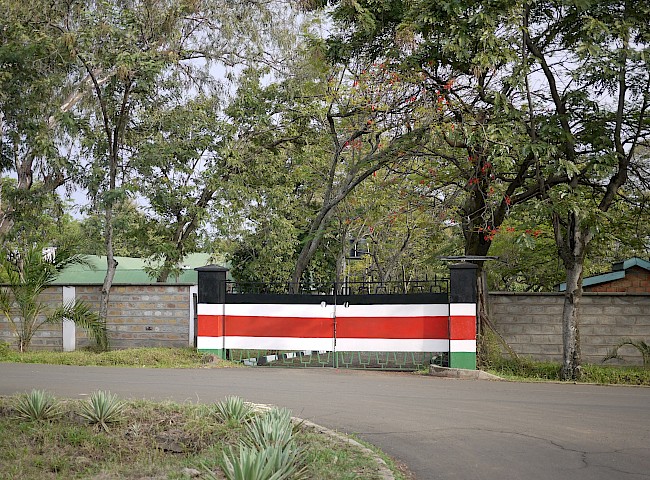 Kenyan flag, Milimani, Kisumu 2013