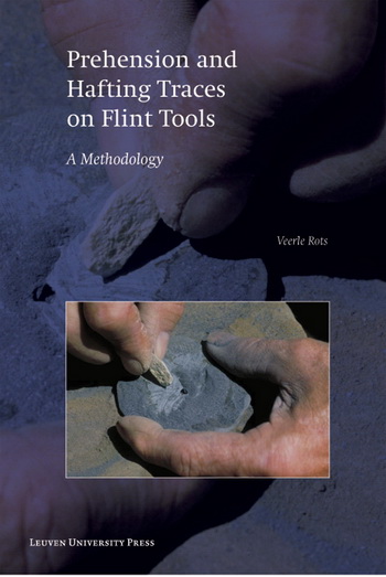 Prehension and hafting traces on flint tools